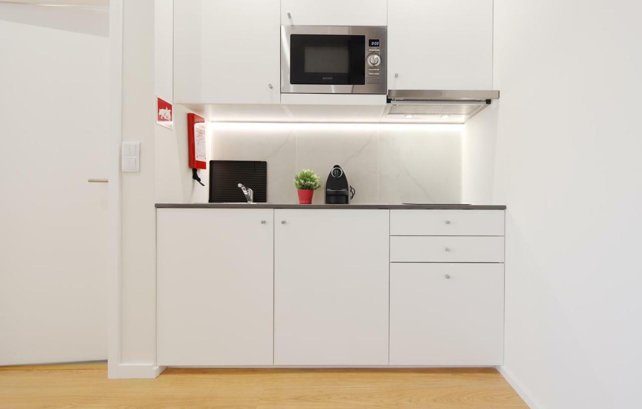 HM - Living Batalha Square 2 Appartamento OOporto Esterno foto