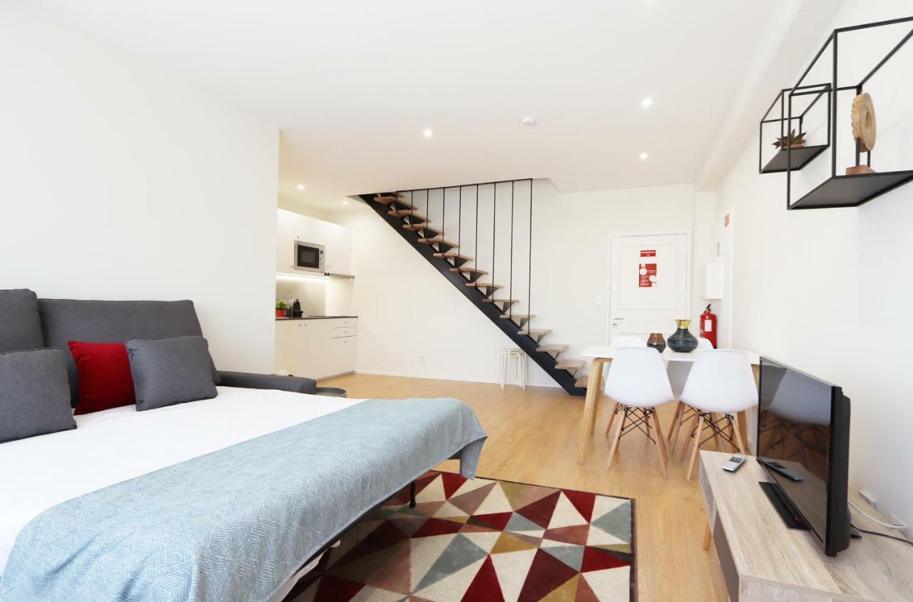 HM - Living Batalha Square 2 Appartamento OOporto Esterno foto